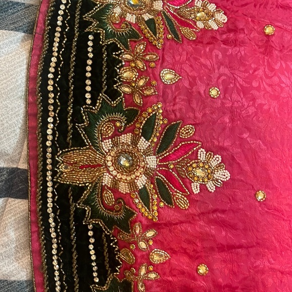 Indian Saree - Picture 2 of 6